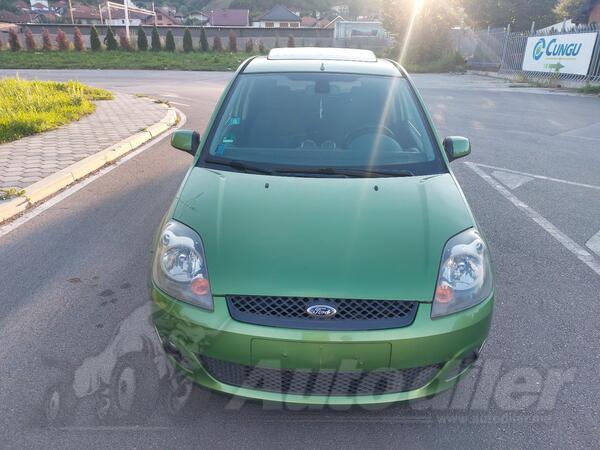 Ford - Fiesta - Fiesta 1.6 TDCi - Cijena 2450 € - Crna Gora Bijelo Polje  Lješnica Automobili