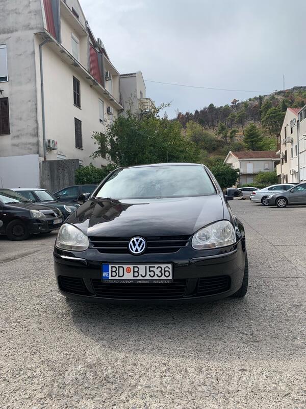 Volkswagen - Golf 5 - 1.9 tdi