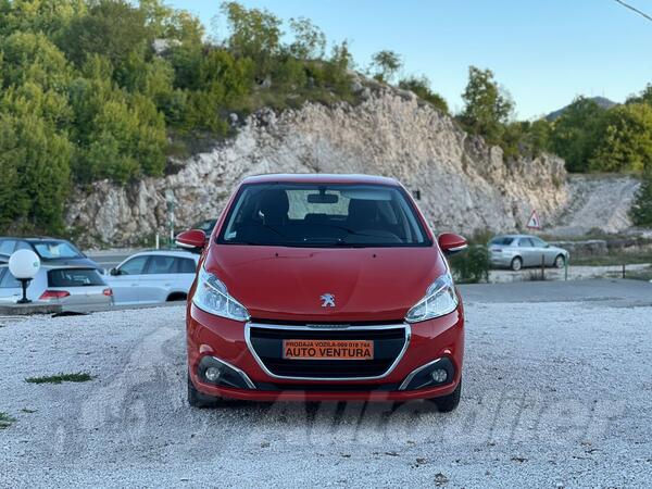 Peugeot - 208 - 07/2018.g