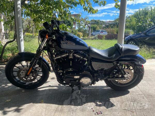 Harley-Davidson - Iron 883