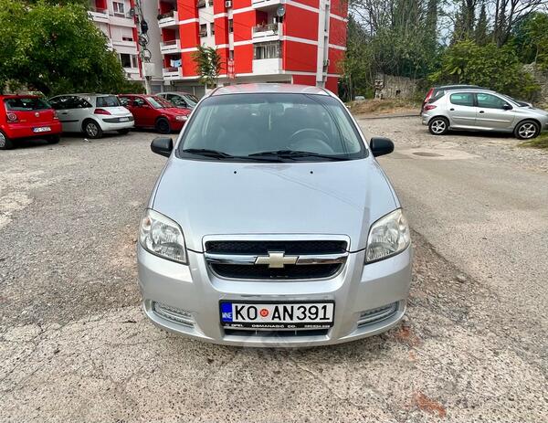 Chevrolet - Aveo