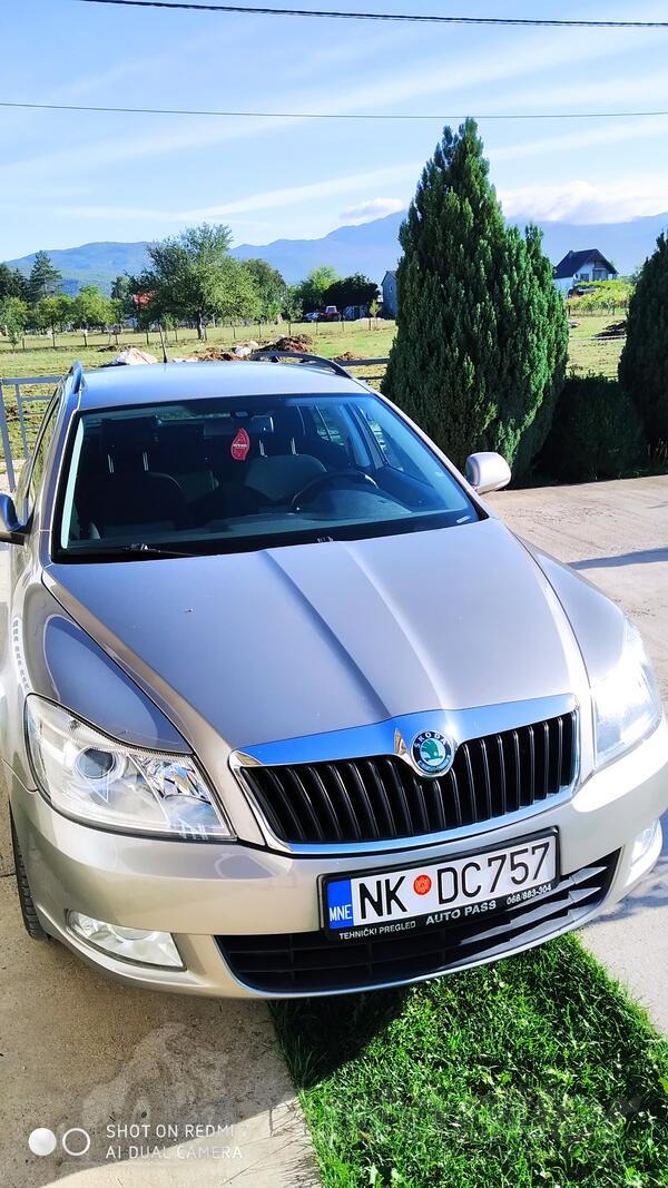 Škoda - Octavia - 1.6