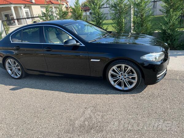 BMW - 520 - X drive
