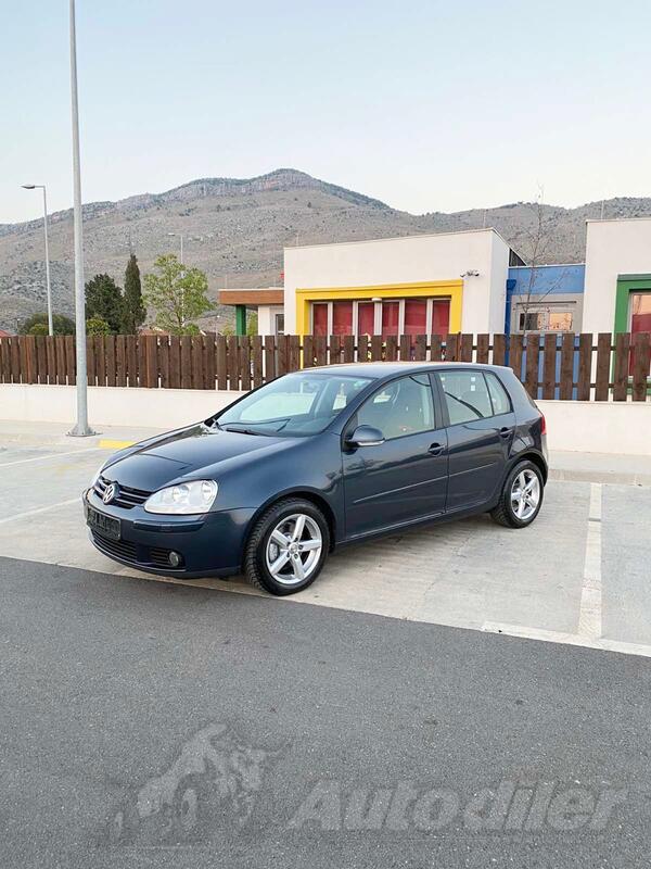 Volkswagen - Golf 5 - 1.9 TDI GOAL