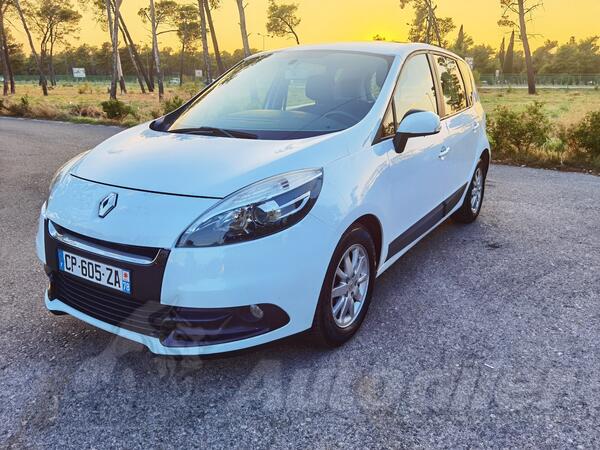 Renault - Scenic - 1.5 DCI