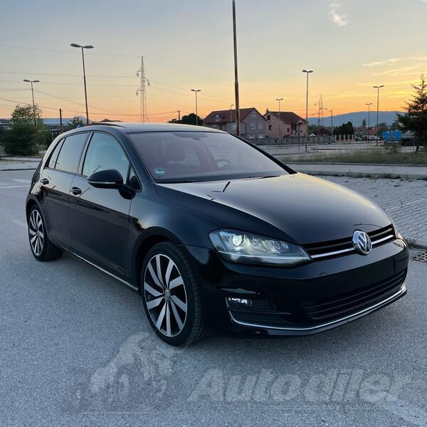 Volkswagen - Golf 7 - HIGHLINE SPORTPAKET