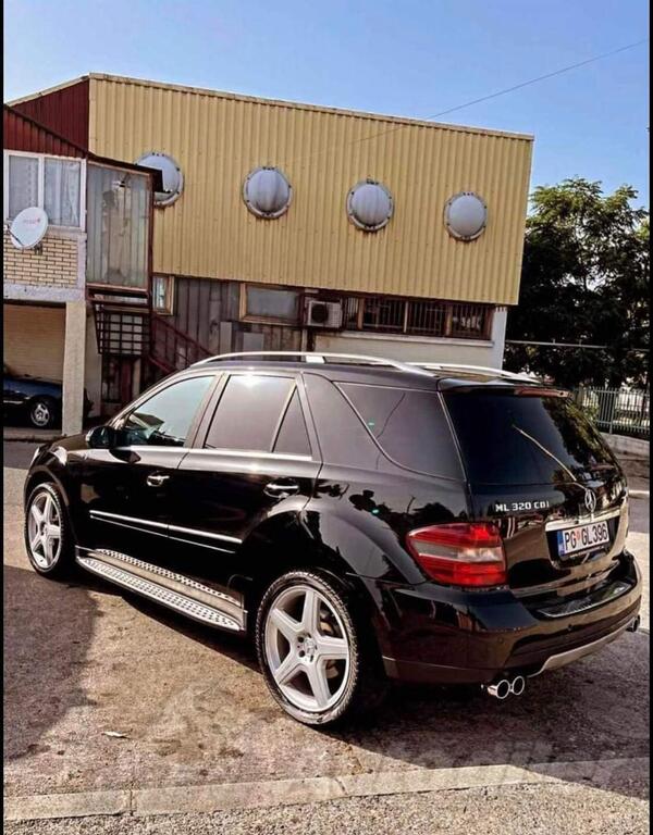 Mercedes Benz - 320 - Ml320