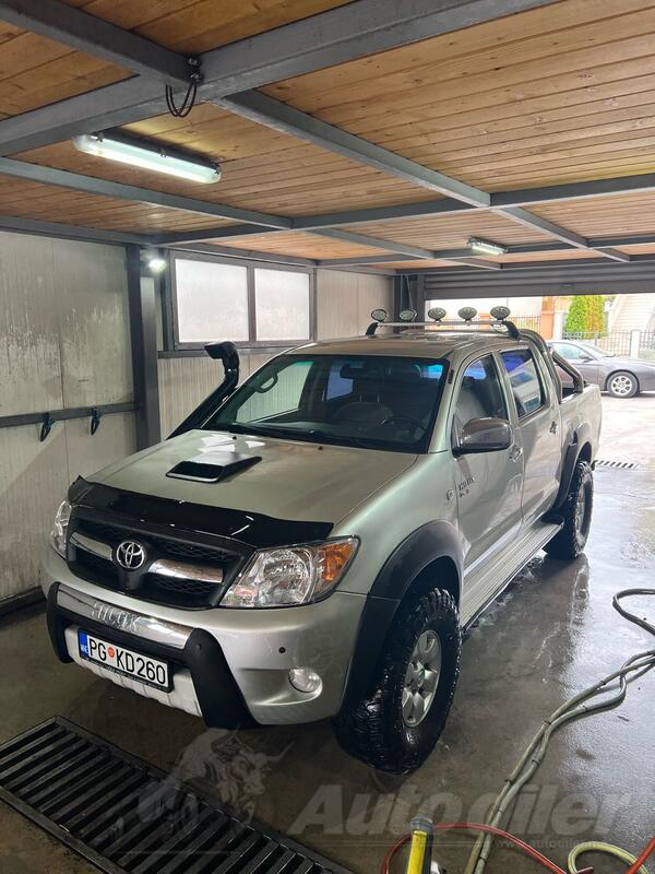 Toyota - Hilux - 2.5 D4D