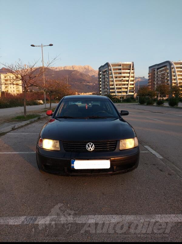Volkswagen - Passat - 1.8