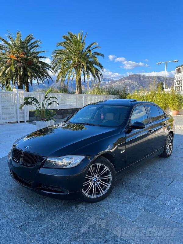 BMW - 320 - 320i