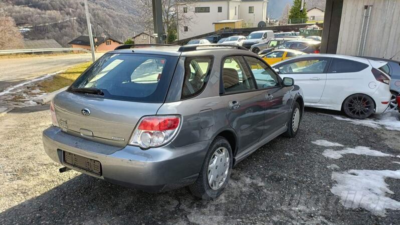 Subaru - Impreza - 4WD