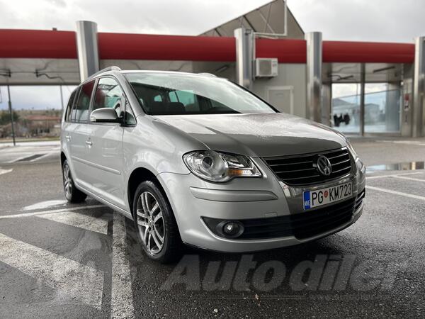 Volkswagen - Touran - 2.0 TDI