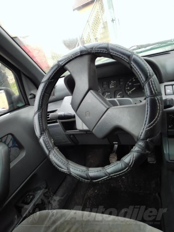 Renault - Clio - 1.3