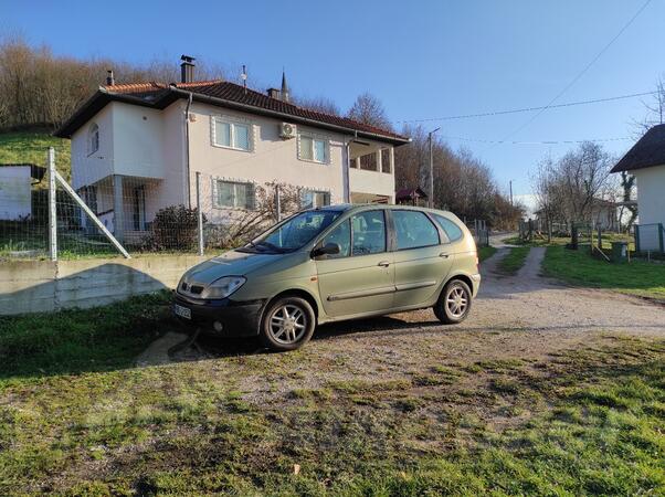 Renault - Scenic - 1.9