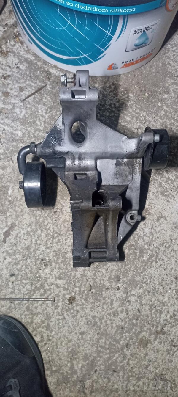 U djelovima Seat - Ibiza 1.9