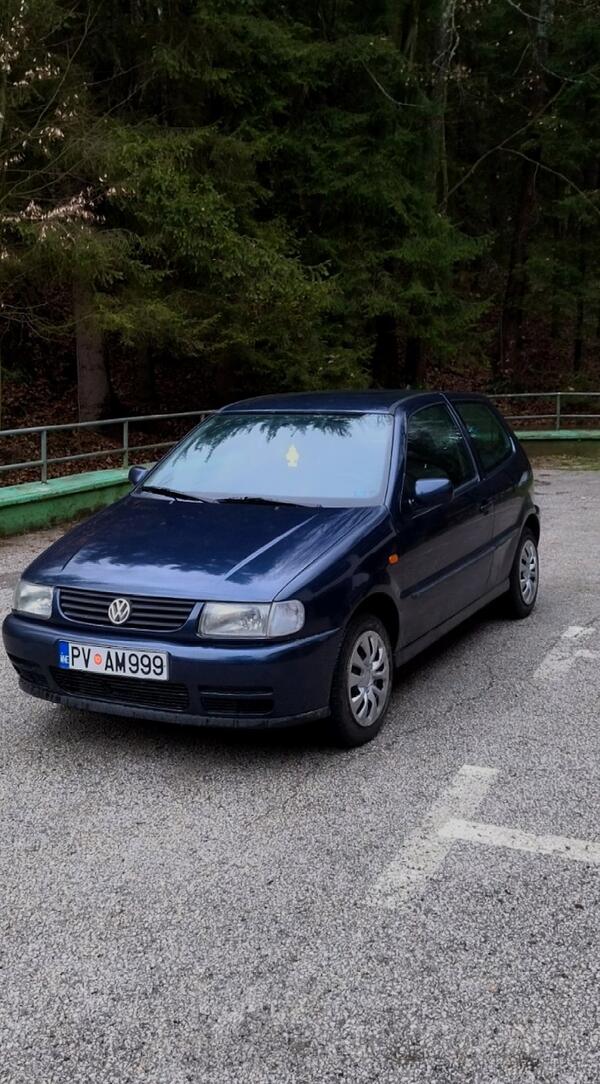 Volkswagen - Polo - 3