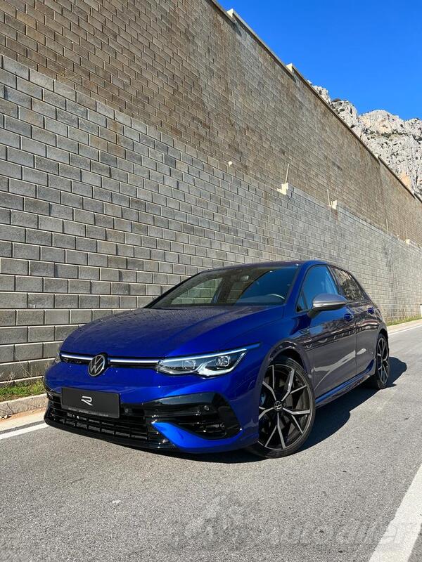 Volkswagen - Golf 8 - GOLF 8 R