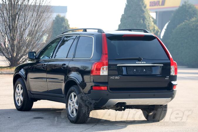 Volvo - XC 90 - 2.4 D5