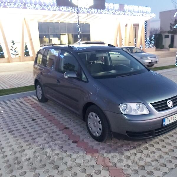Volkswagen - Touran - 1.9/77kw