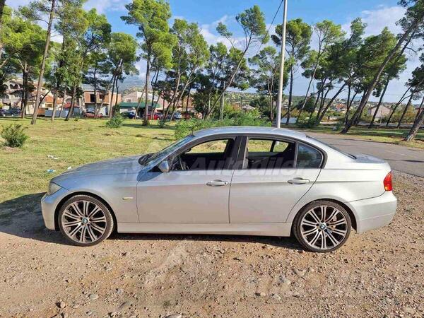 BMW - 320 - 2.0