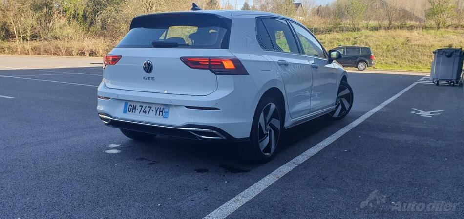 Volkswagen - Golf 8 - GTE