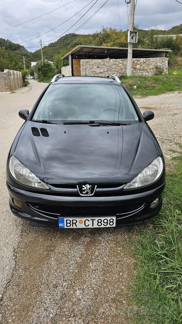 Peugeot - 206 - 1.6 HDI