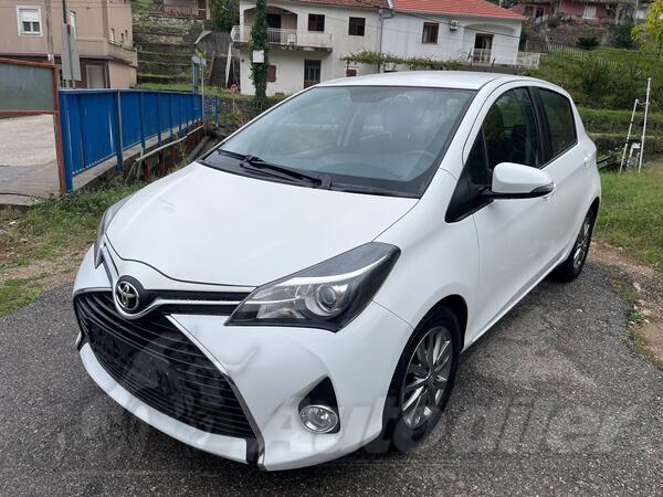Toyota - Yaris