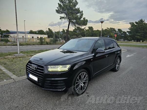 Audi - Q7 - S line