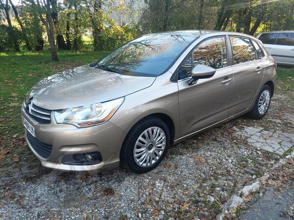 Citroen - C4 - 1.6 hdi
