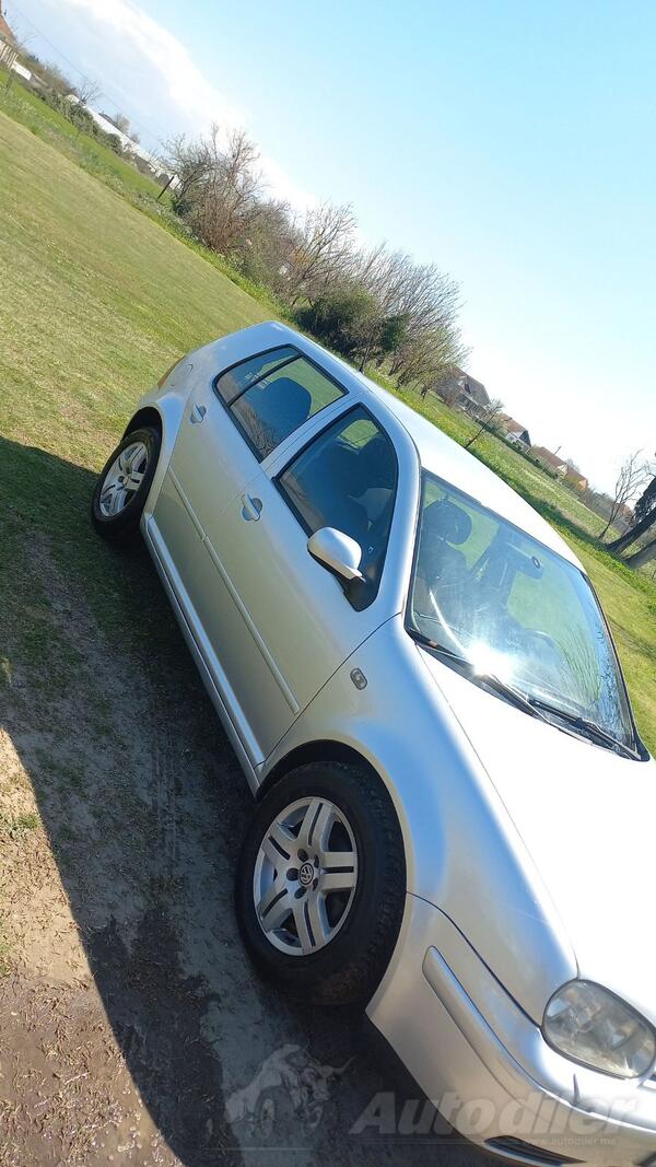 Volkswagen - Golf 4 - 1.6 77kw sa sekvent plinom atestiran