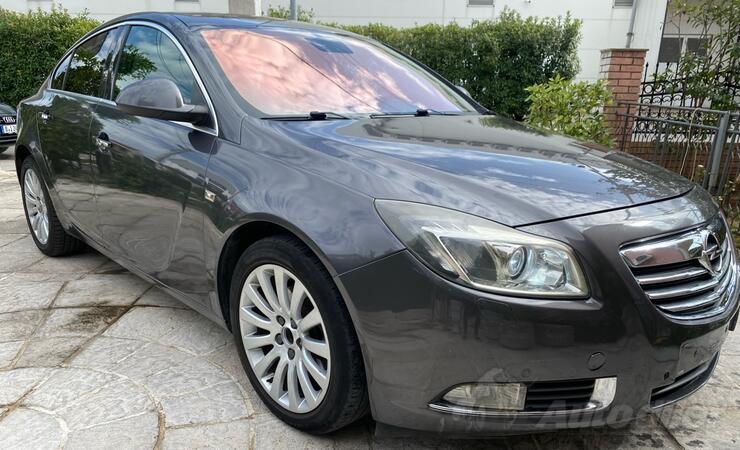 Opel - Insignia - 2.0 CDTI