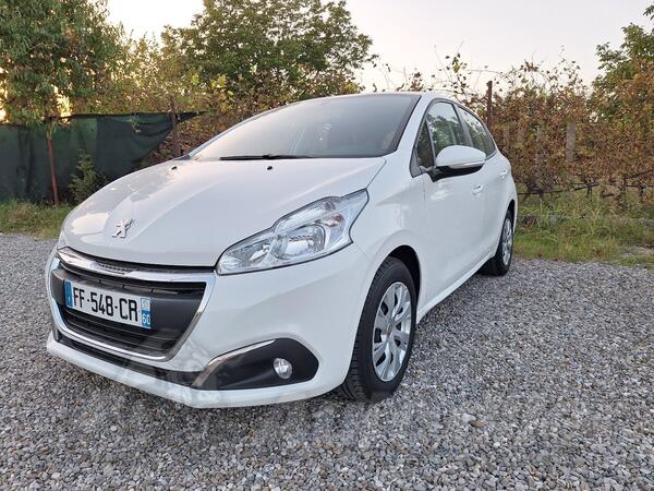 Peugeot - 208 - 1.5 HDI