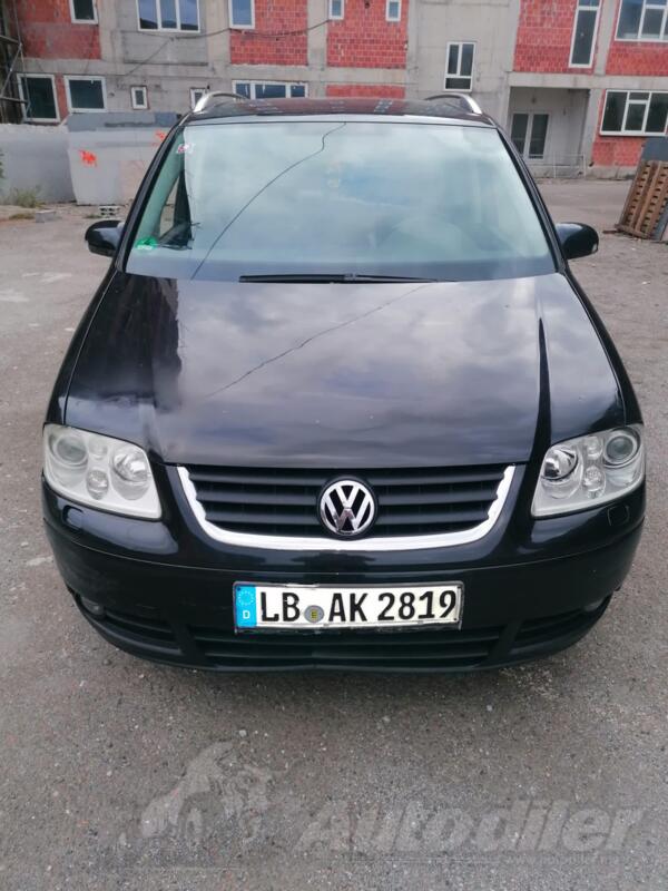 Volkswagen - Touran - 2.0 TDI