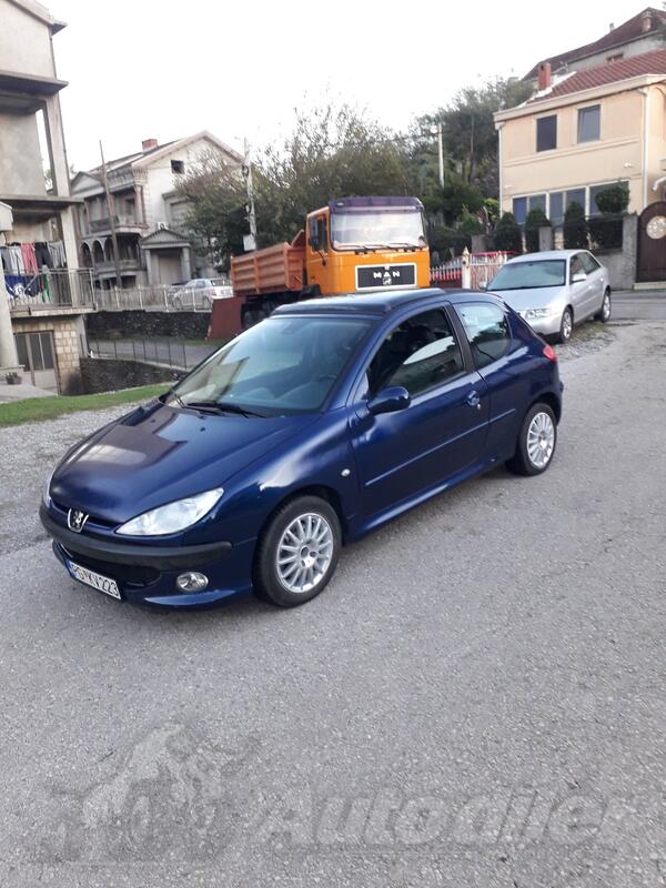 Peugeot - 206 - 2.0 HDI.