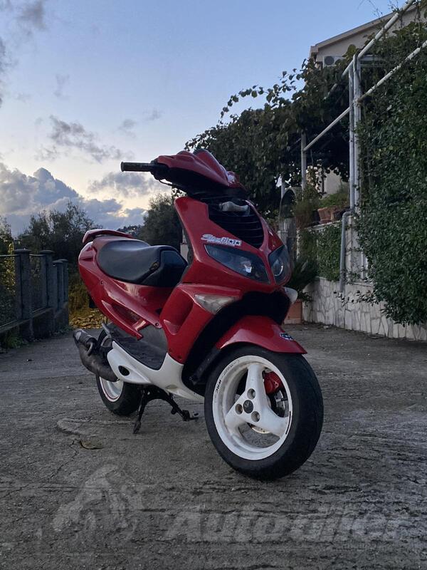 Peugeot - SpeedFight 2