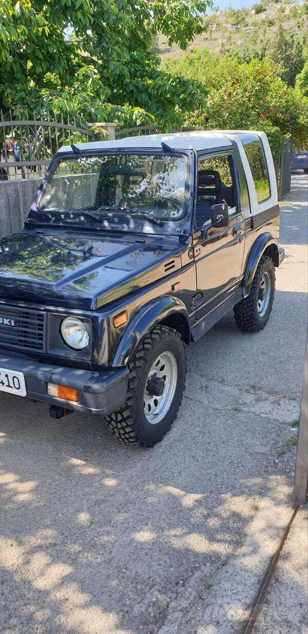 Suzuki - SJ 413 - SJ413