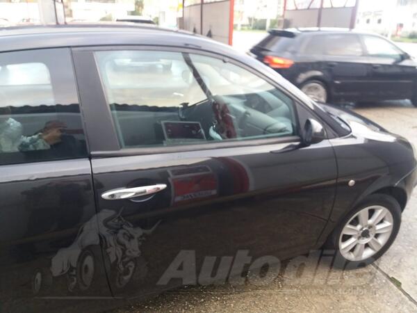 Lancia - Ypsilon - Y1.3 JTD