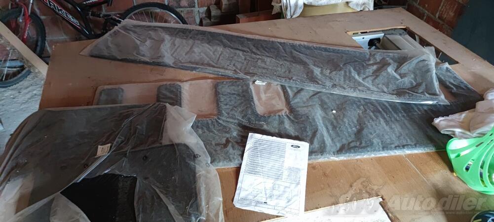 Patosnice za Kombi - Univerzalno