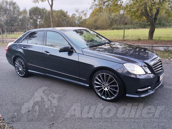 Mercedes Benz - E 200 - CDI