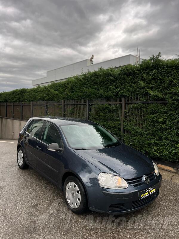 Volkswagen - Golf 5 - 1.9 tdi