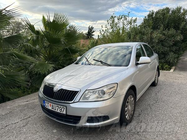 Škoda - Octavia - 1.6 MPI