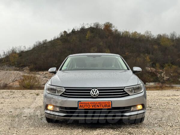 Volkswagen - Passat - 03/0219.g/2,0 TDI-AUTOMATIK