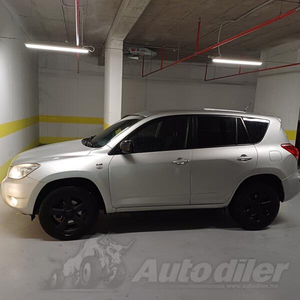Toyota - RAV 4 - D4D