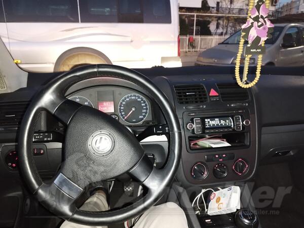 Volkswagen - Golf 5 - 1.9