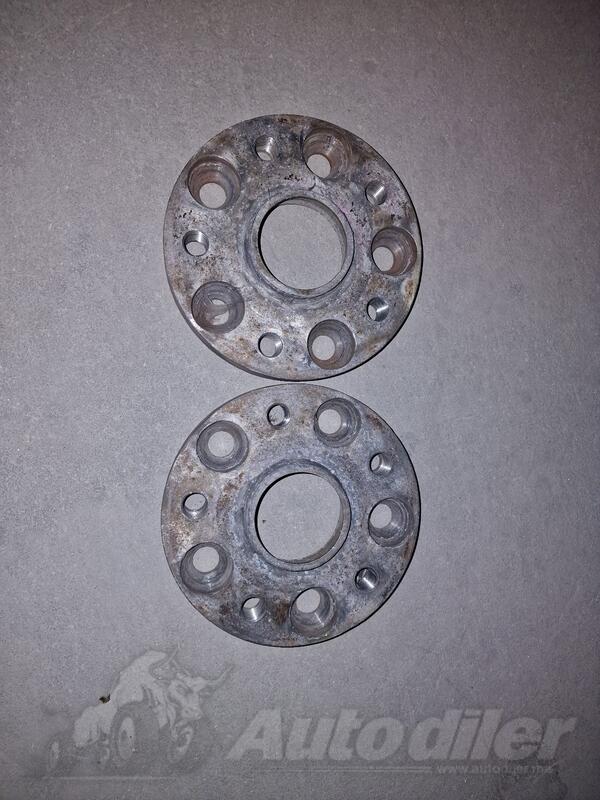 Spacers 20 mm - 5x112