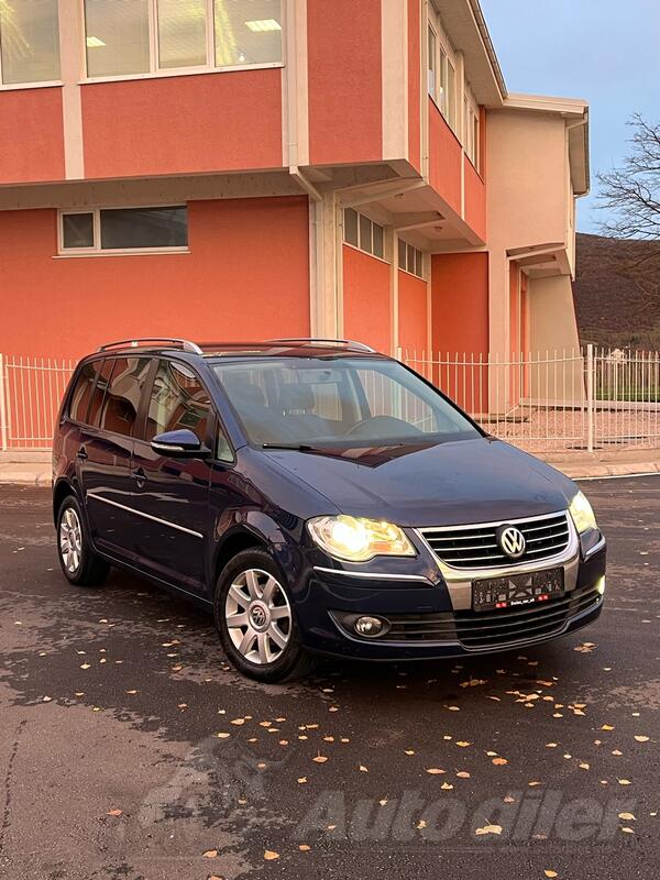 Volkswagen - Touran - 2.0 TDI DSG