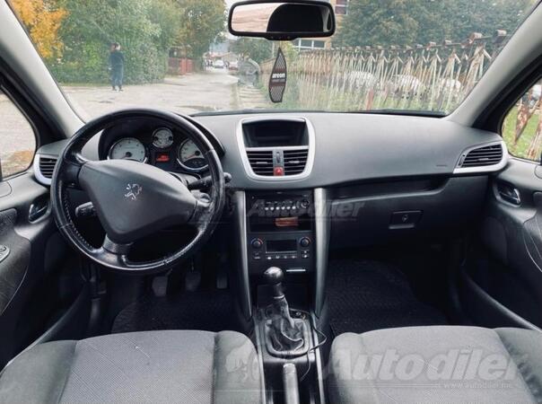 Peugeot - 207 - 1.6