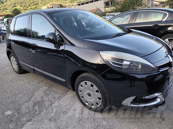 Renault - Scenic - 1.5 DCI
