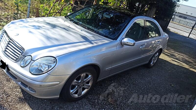 Mercedes Benz - E 220 - E 220 CDI