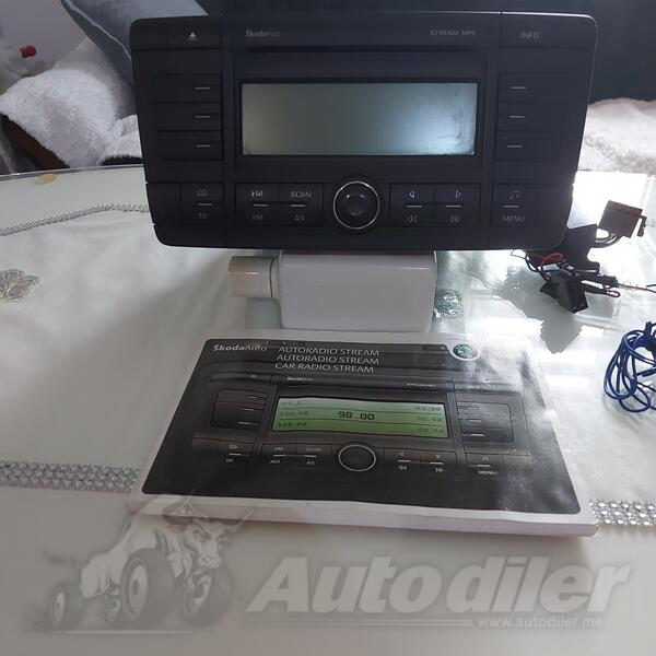 CD / DVD / MC / Radio player